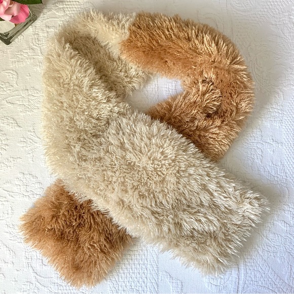 Anthropologie Faux Fur Fluffy Colorblock Scarf - Picture 7 of 14
